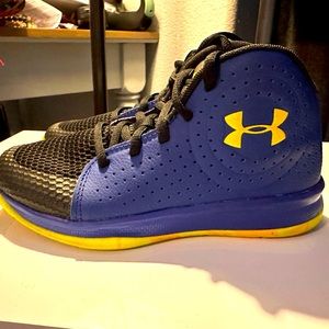 Under Armour Kids Sneakers Blue and Black with Yellow Logo